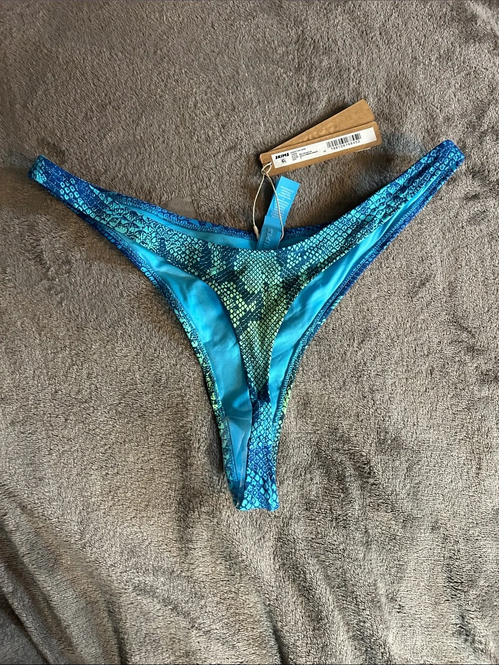 SKIMS-Signature Swim THONG BIKINI BOTTOM (Small)